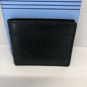 Fossil Men's Black Wilder Flip ID Bifold Leather Wallet